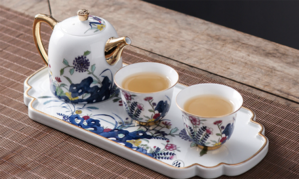 品品香茶业：请君启，春色满园