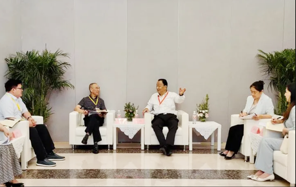 王庆会长与益阳市、贺州市等参展产茶地市领导会谈