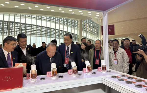 “中国好红茶”五星茶样展亮相第二十届中国茶业经济年会
